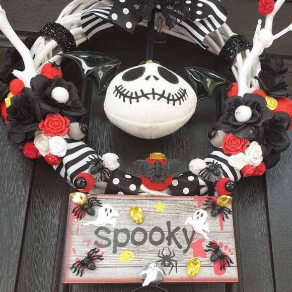 Halloween Wreath Hanger Wall Spooky Bat Decor Jack Skellington Door Hanger Sign - Picture 5 of 10